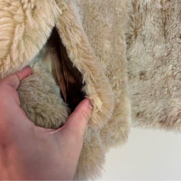 VINTAGE!!! Jordache faux fur and leather coat! - Picture 8 of 16